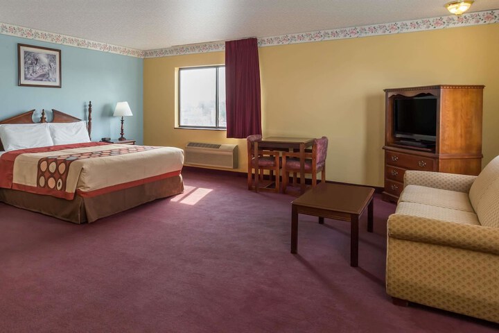 Room 14 of 20