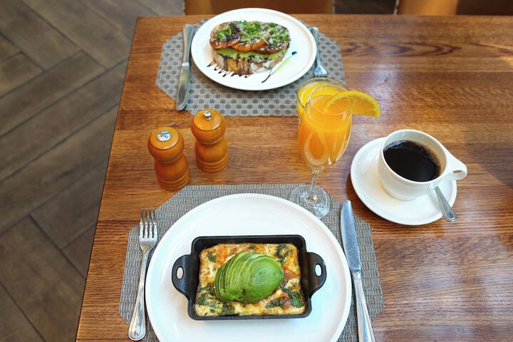 Dining 99 of 115