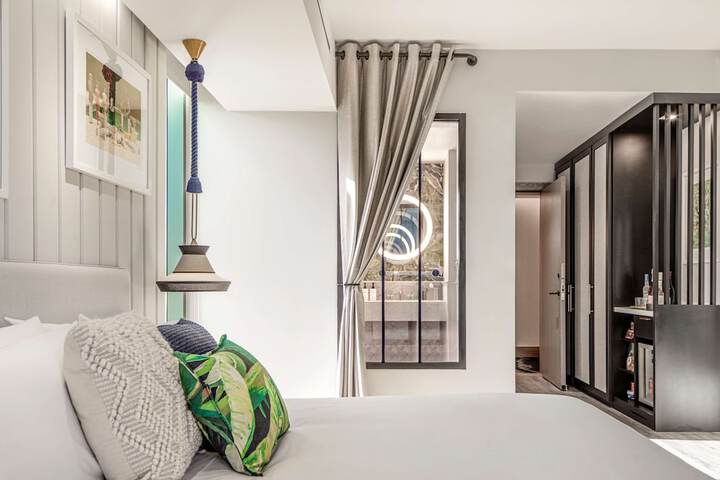 Room 29 of 58