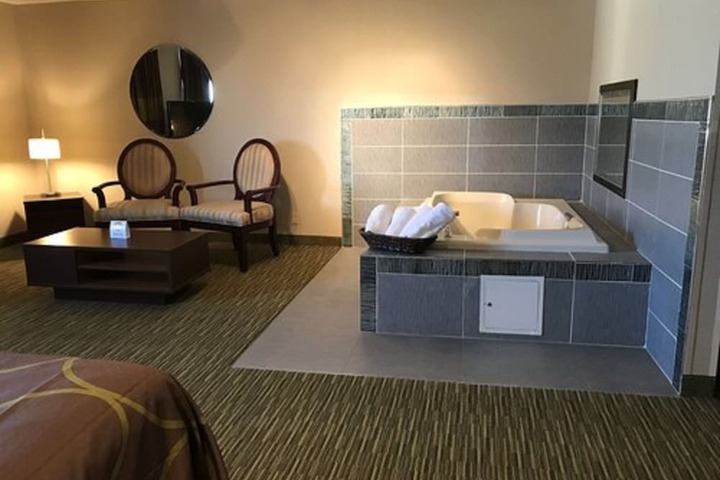 Spa 29 of 33