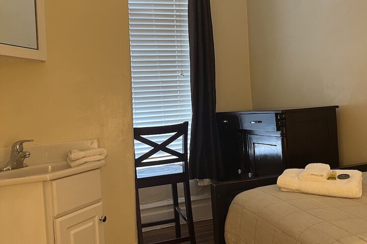 Room 20 of 54