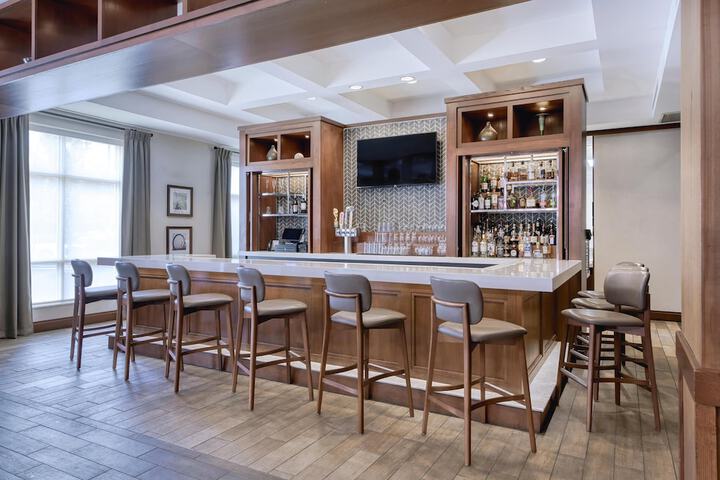 DoubleTree by Hilton Raleigh - Cary