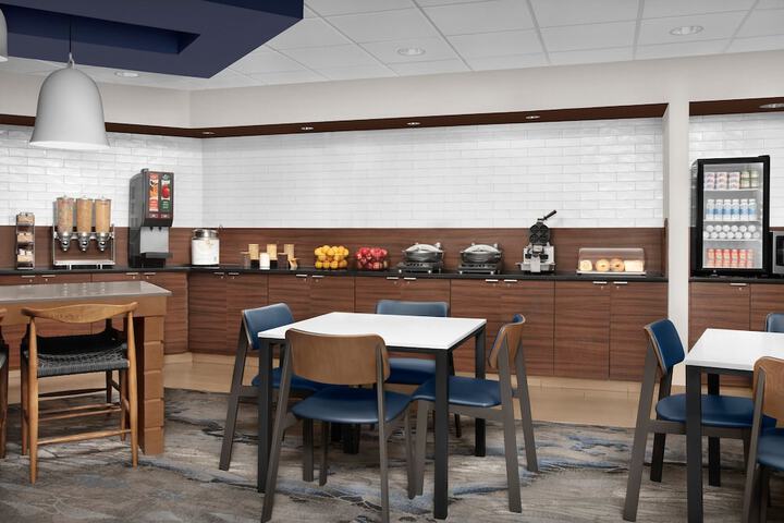 Fairfield Inn & Suites by Marriott at Dulles Airport
