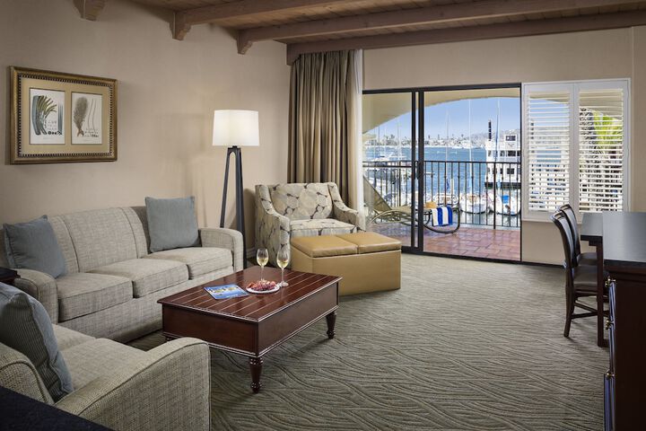 Room 21 of 115