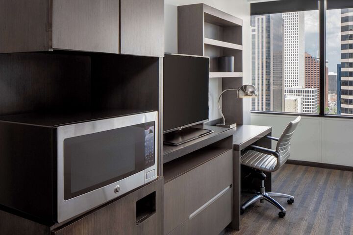 Room 46 of 90