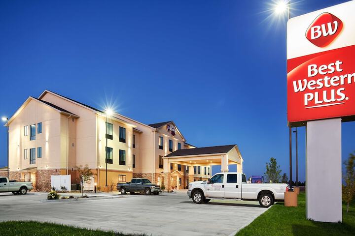 Best Western Plus Stevens County Inn