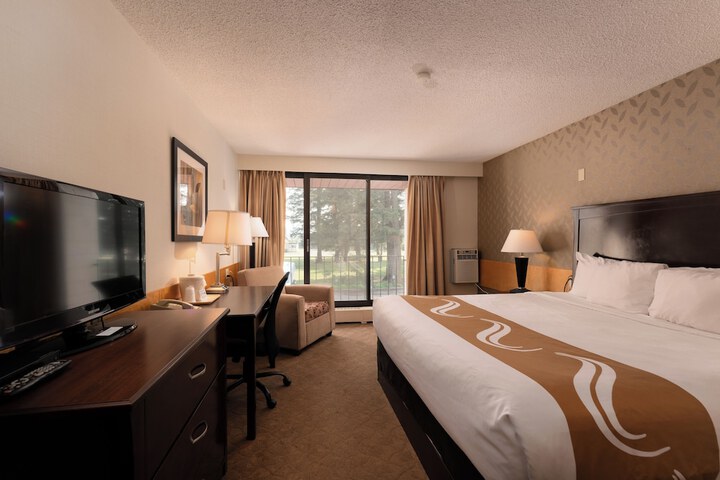 Prestige Riverside Lodge