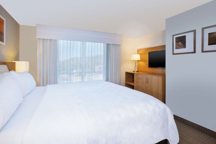 Holiday Inn Morgantown - University Area by IHG