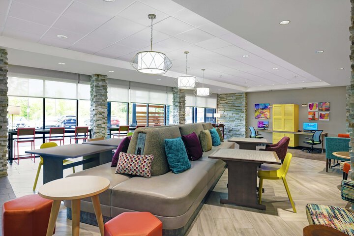 Hotel Interior 11 of 34