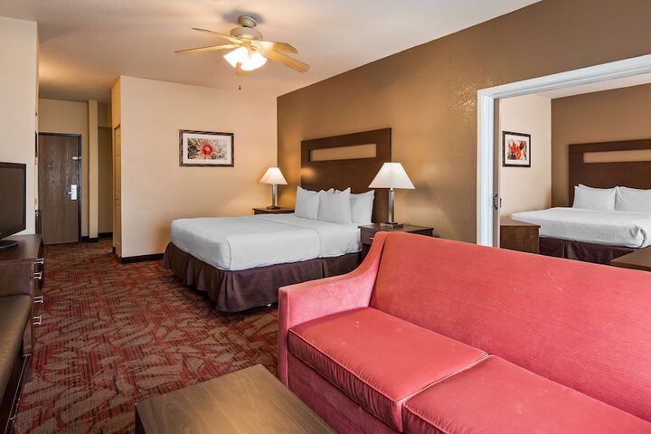 Room 22 of 30