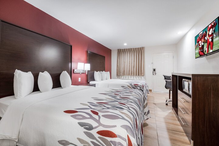 Room 25 of 27