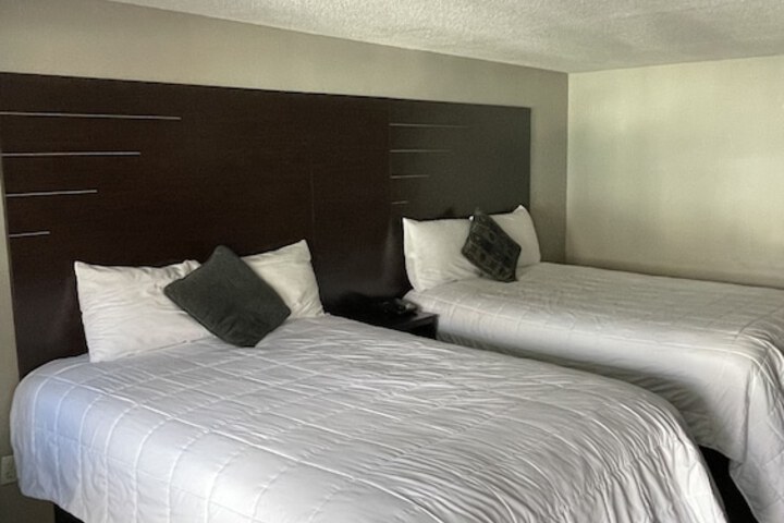 Room 30 of 79