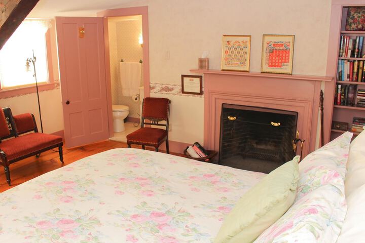 Room 60 of 66