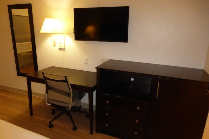 Room 15 of 16