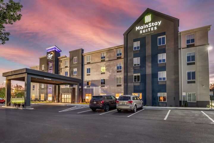 Hotel 3 of 30