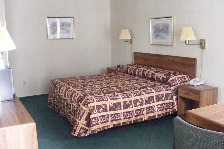 Room 36 of 43