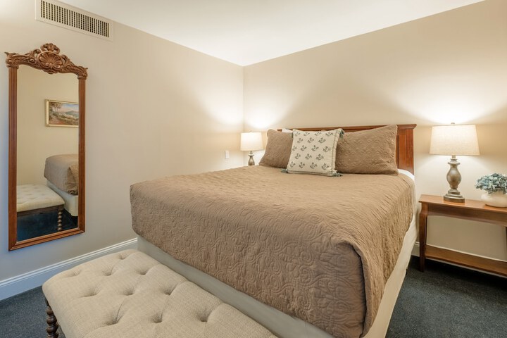Room 95 of 187