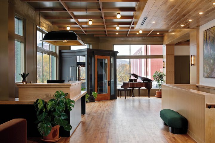 Lightwell Hotel & Spa