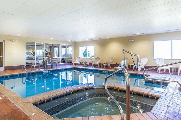 Comfort Suites Florence Shoals Area