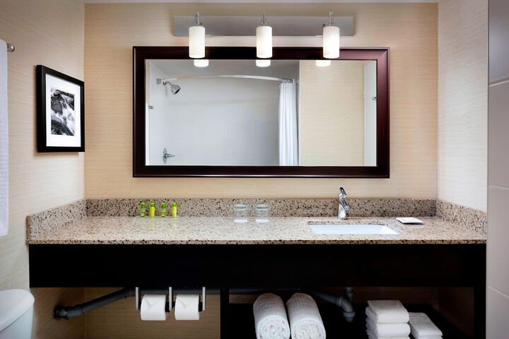 Room 16 of 47