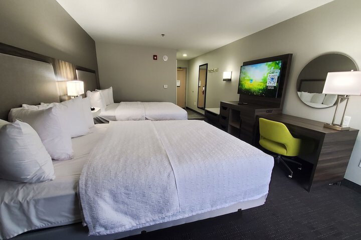 Room 25 of 46