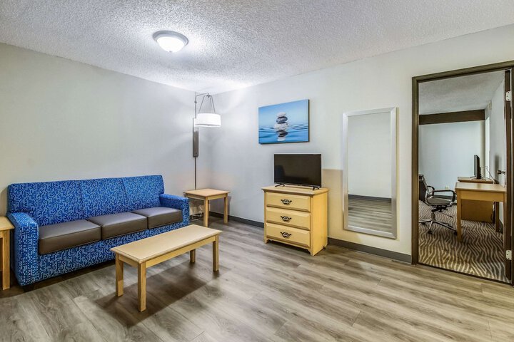 Room 15 of 50