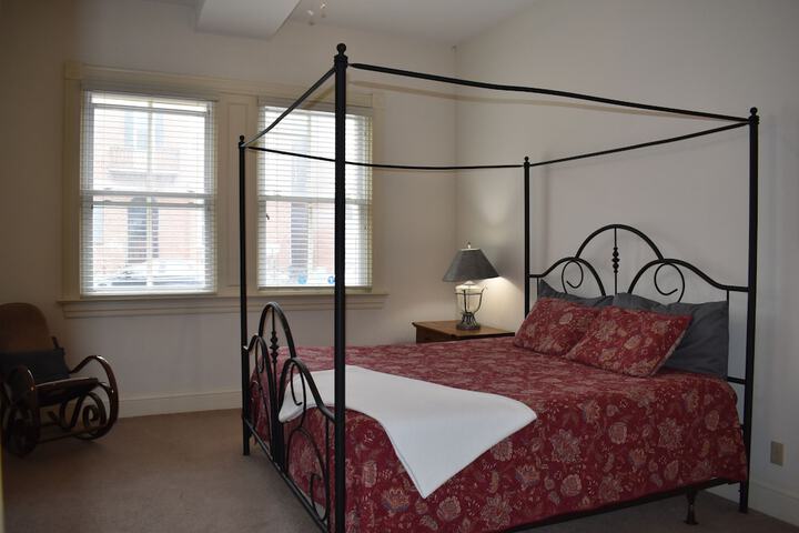 Room 136 of 238