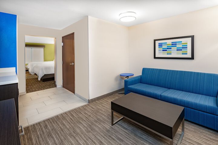 Holiday Inn Express & Suites Trinidad by IHG