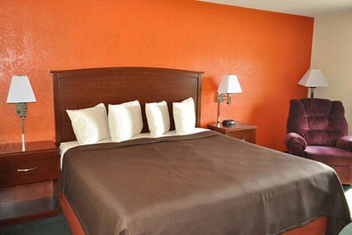 Room 19 of 24
