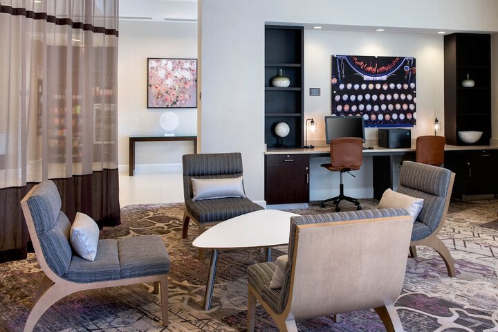 Hotel Interior 6 of 32