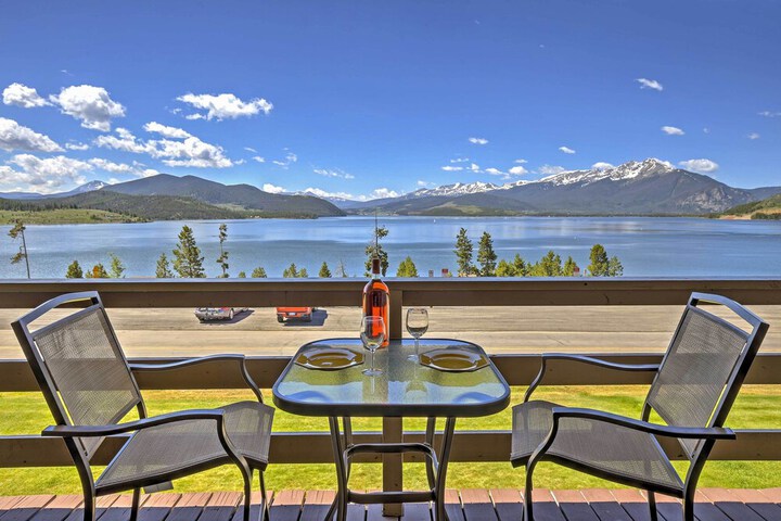 Lakefront Dillon Condo w / Pool Access: Near Skiing