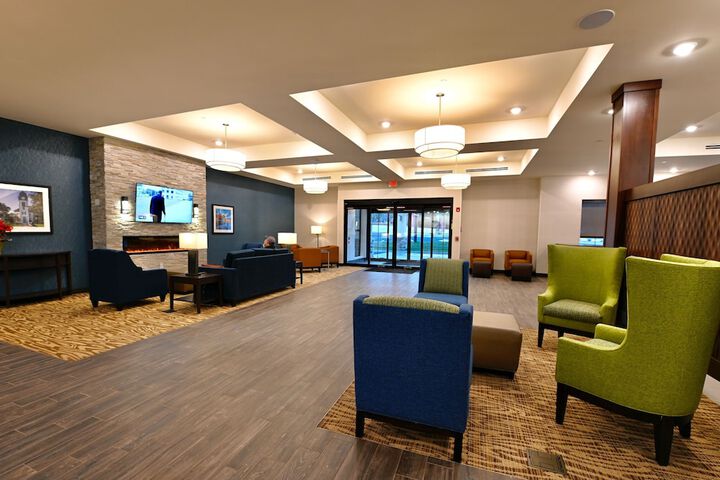 Hotel Interior 7 of 37