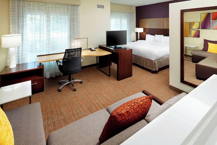Room 32 of 44