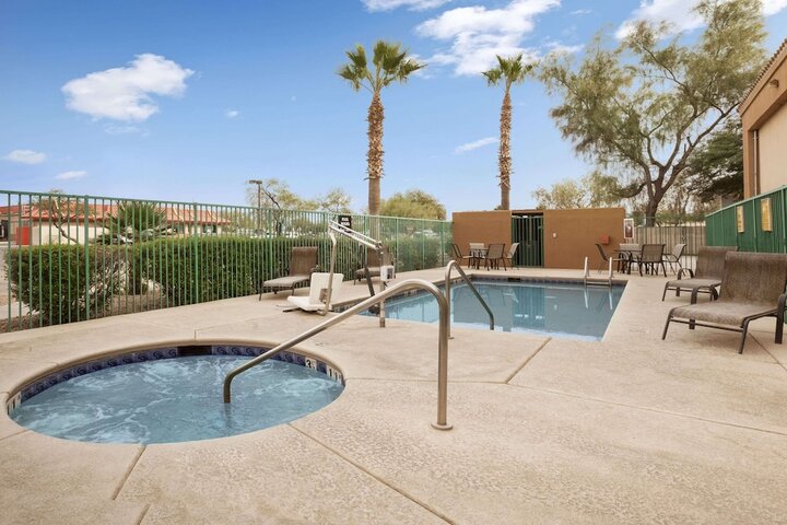 Pool 3 of 16