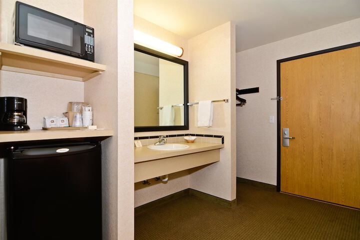 Room 3 of 14