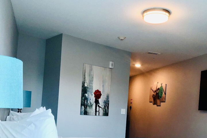 Room 18 of 53