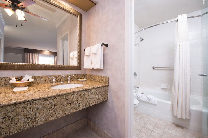 Best Western Plus Black Oak