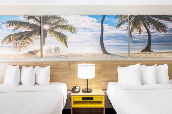 Days Inn by Wyndham Port Charlotte / Punta Gorda