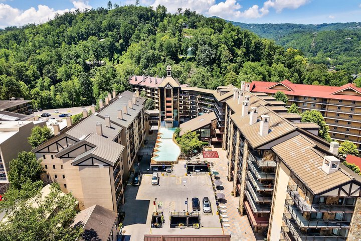 Gatlinburg Town Square
