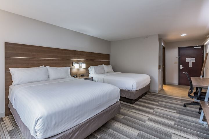 Holiday Inn Express Hotel & Suites South Bend by IHG