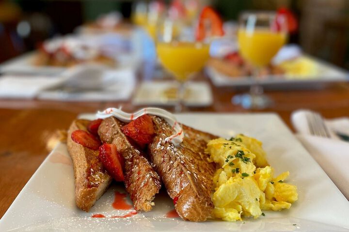 Breakfast/Coffee Service 13 of 13