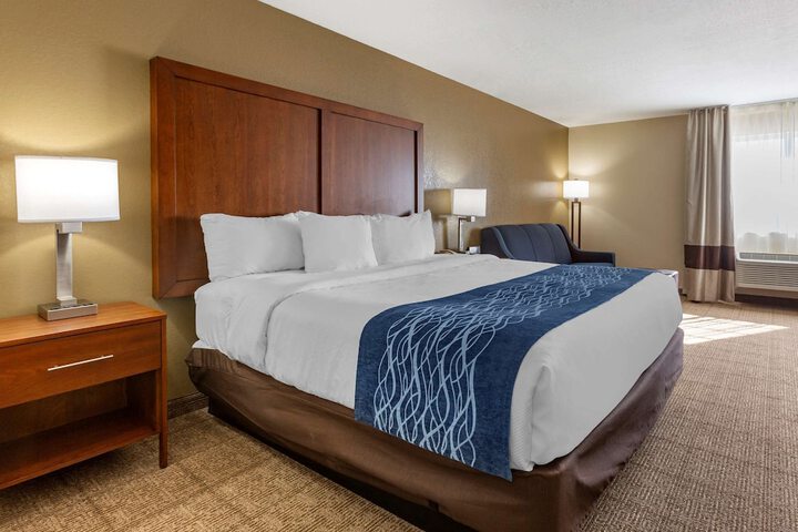 Room 32 of 44