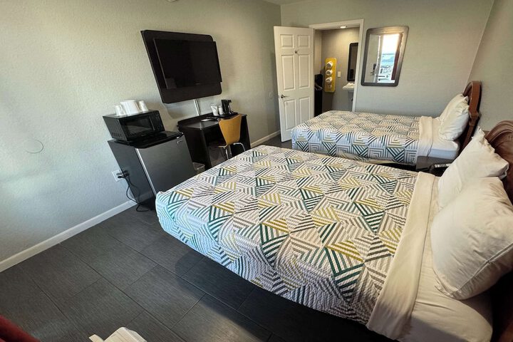 Room 26 of 41