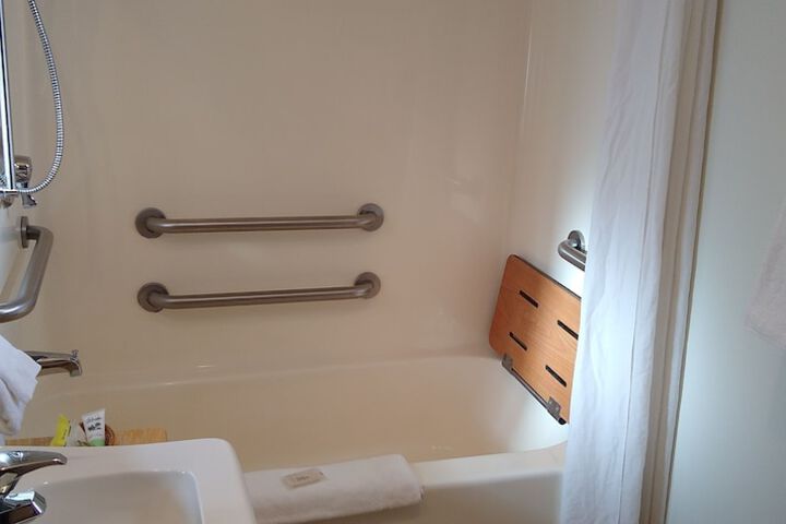 Room 20 of 29