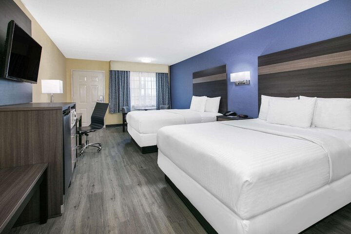 Room 20 of 27