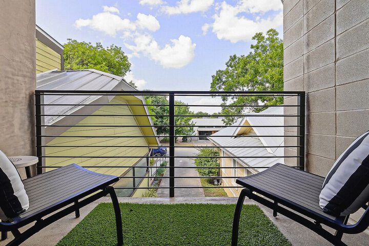 Terrace/Patio 73 of 77