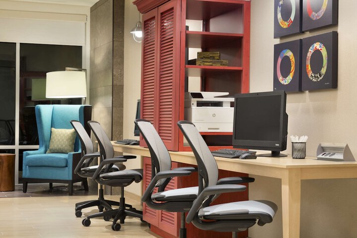 Business Center 22 of 22