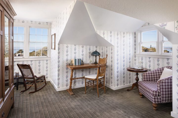Room 22 of 50