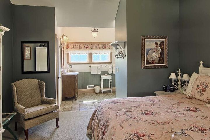 Grand Victorian B & B Inn