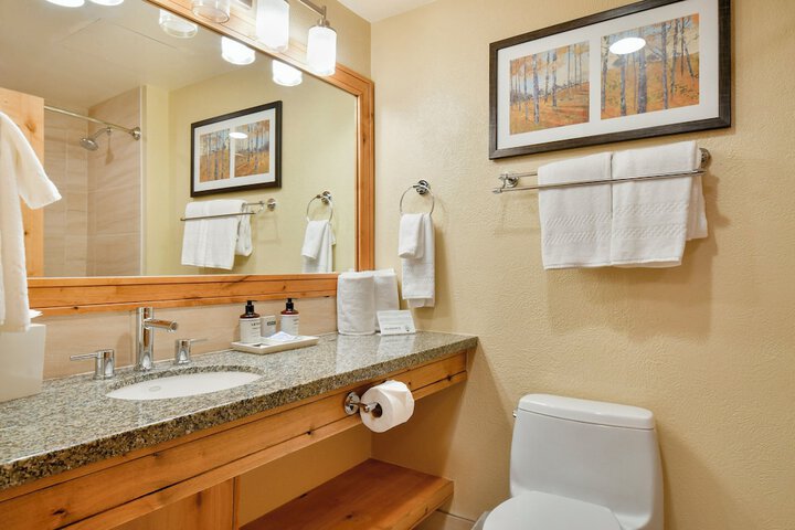 Grand Summit Hotel - Canyons Village a RockResort